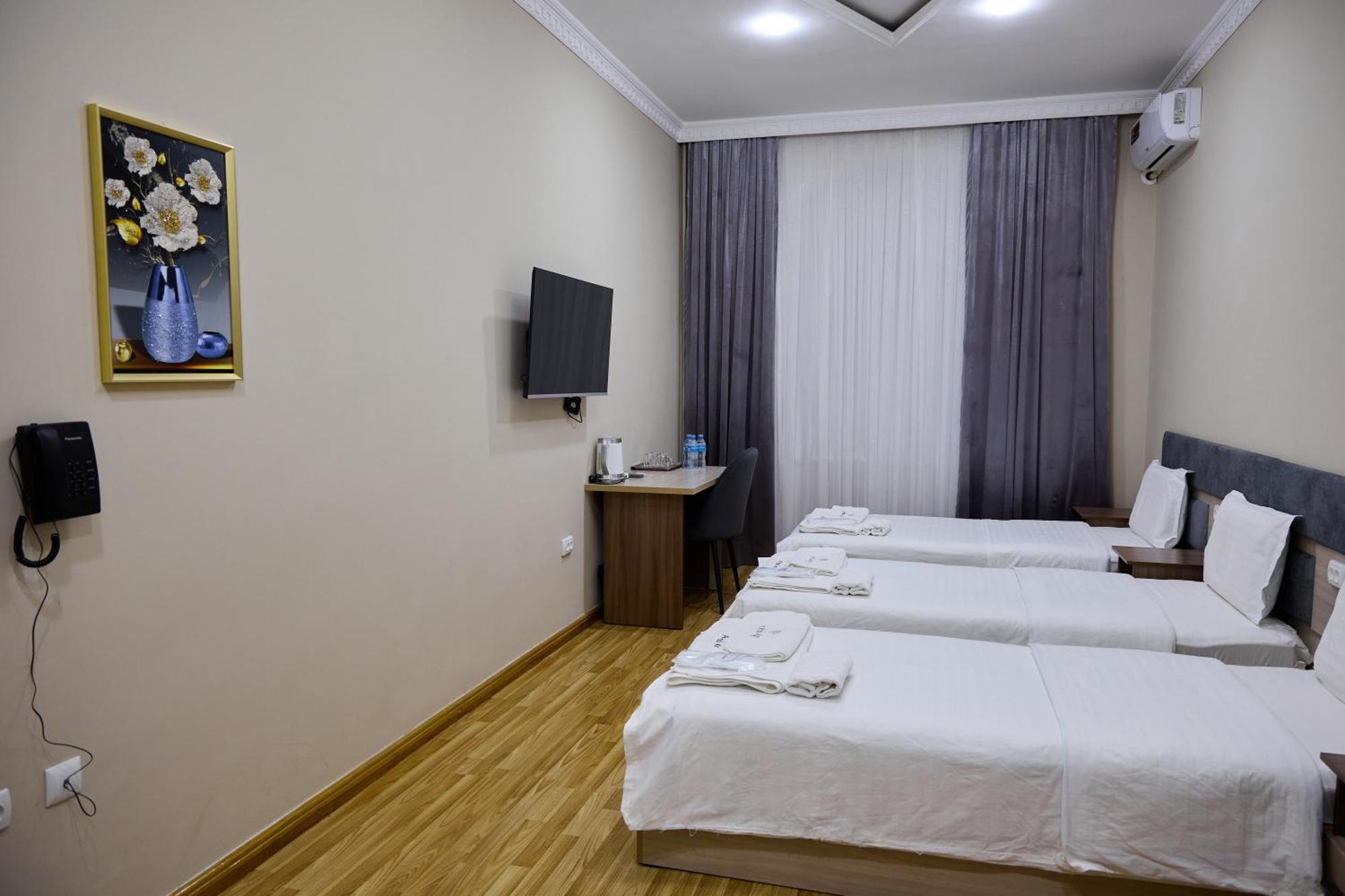 Art Garden Hotel Ташкент Екстер'єр фото