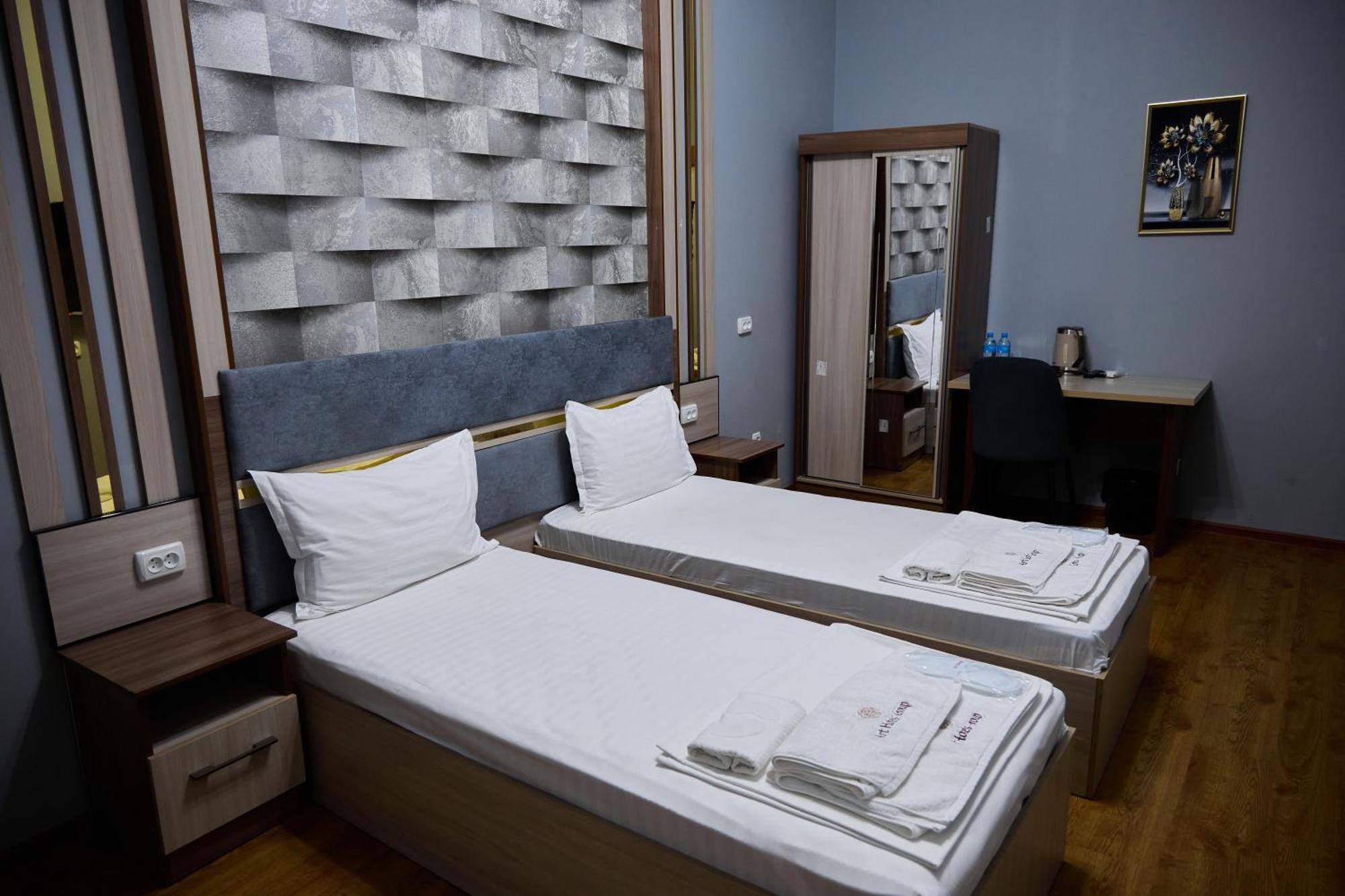 Art Garden Hotel Ташкент Екстер'єр фото